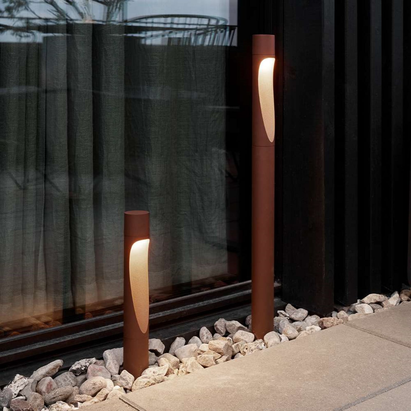 Flindt Garden puutarhavalaisin Short LED 2700K ankkurilla Corten - Louis Poulsen